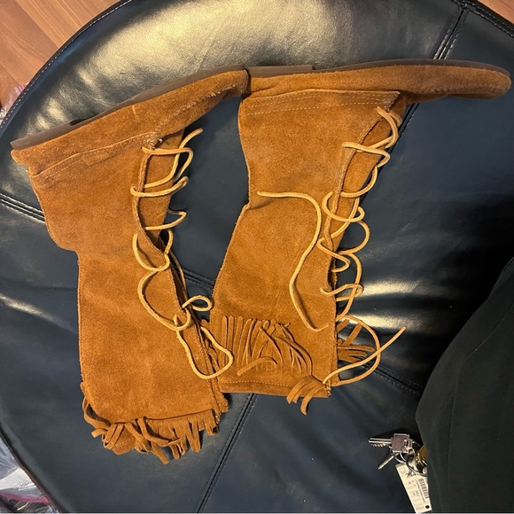 Minnetonka Brown Suede Front Lace Knee High Boot Size 8 - Picture 3 of 9
